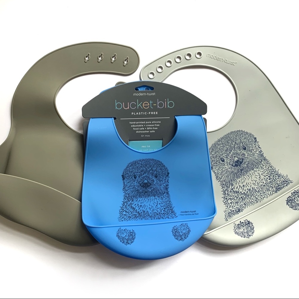 Bundle of 3 bucket bibs